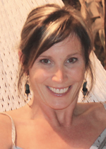 Mme Tina Charbonneau